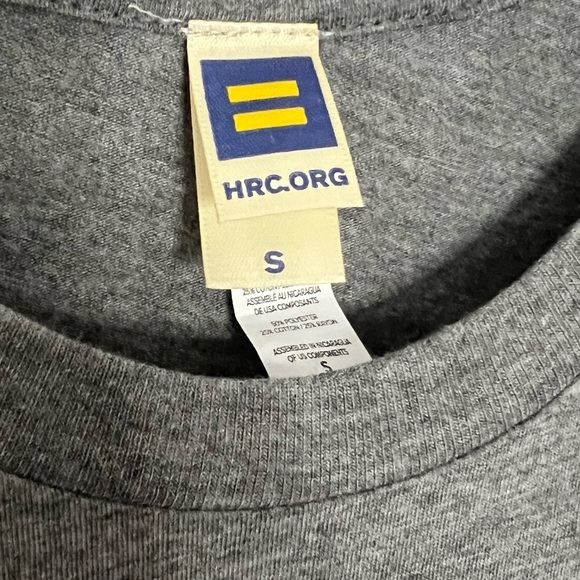 HRC Provincetown Tshirt soft cotton size small - Picture 3 of 3